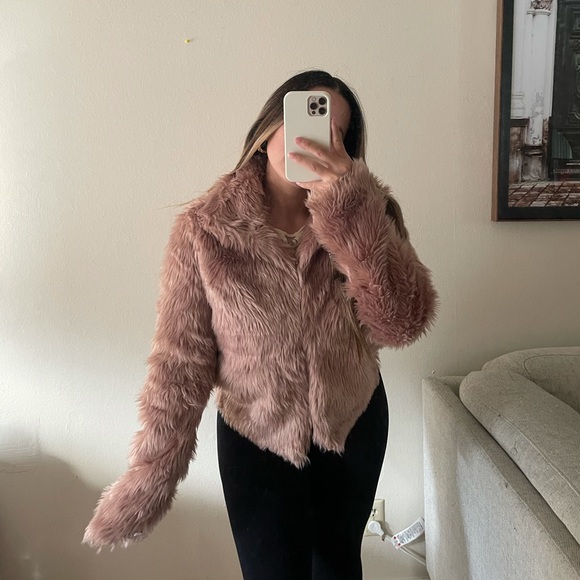 Wetseal mauve fuax fur jacket - Picture 6 of 8